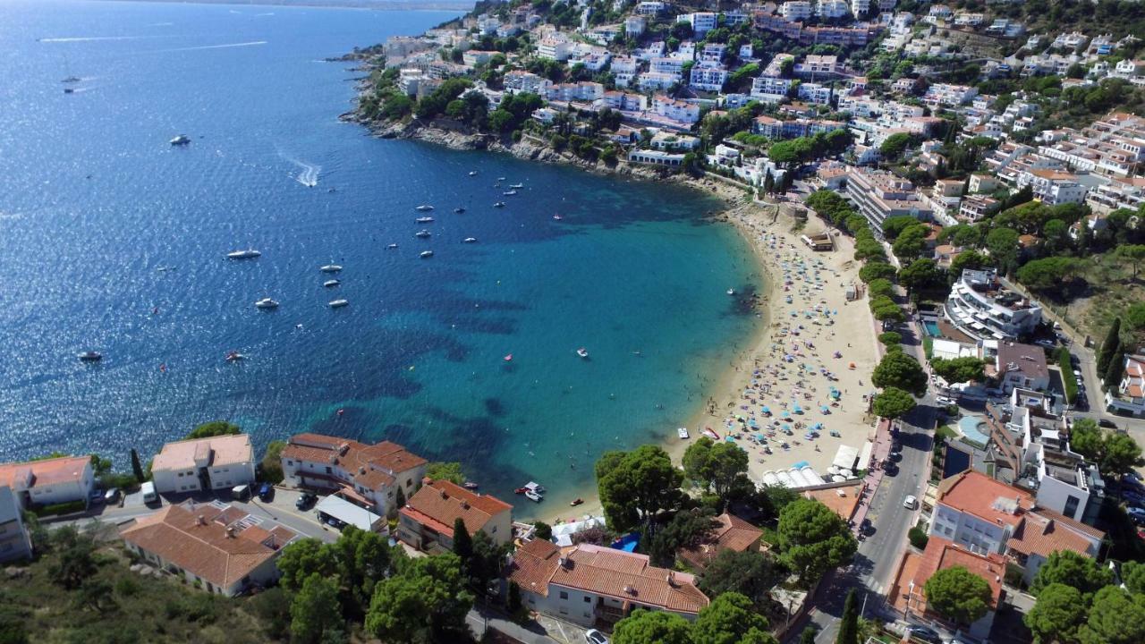 Castell Blau Daire Roses Dış mekan fotoğraf